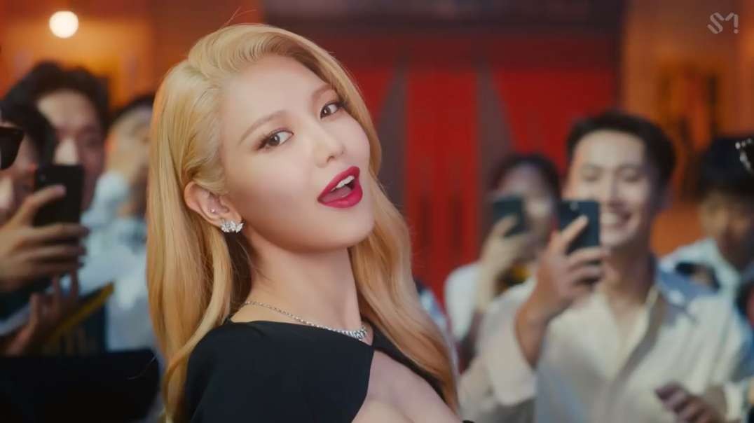 Girls’ Generation - FOREVER 1